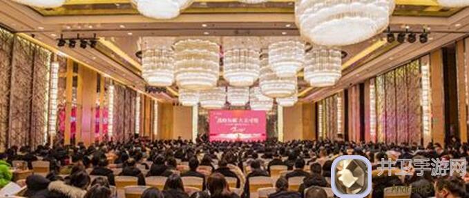 千金伙伴新时装上线，信中情意满满